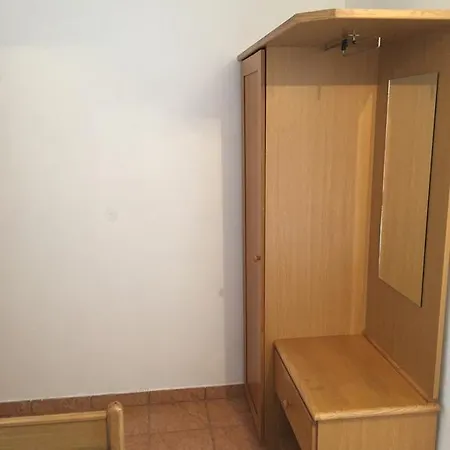 Vera krevet i doručak
