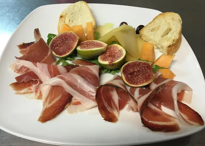 Oda ve Kahvaltı Vera