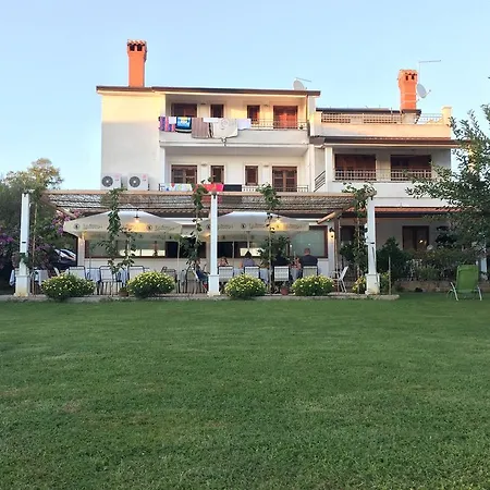 Vera 3*